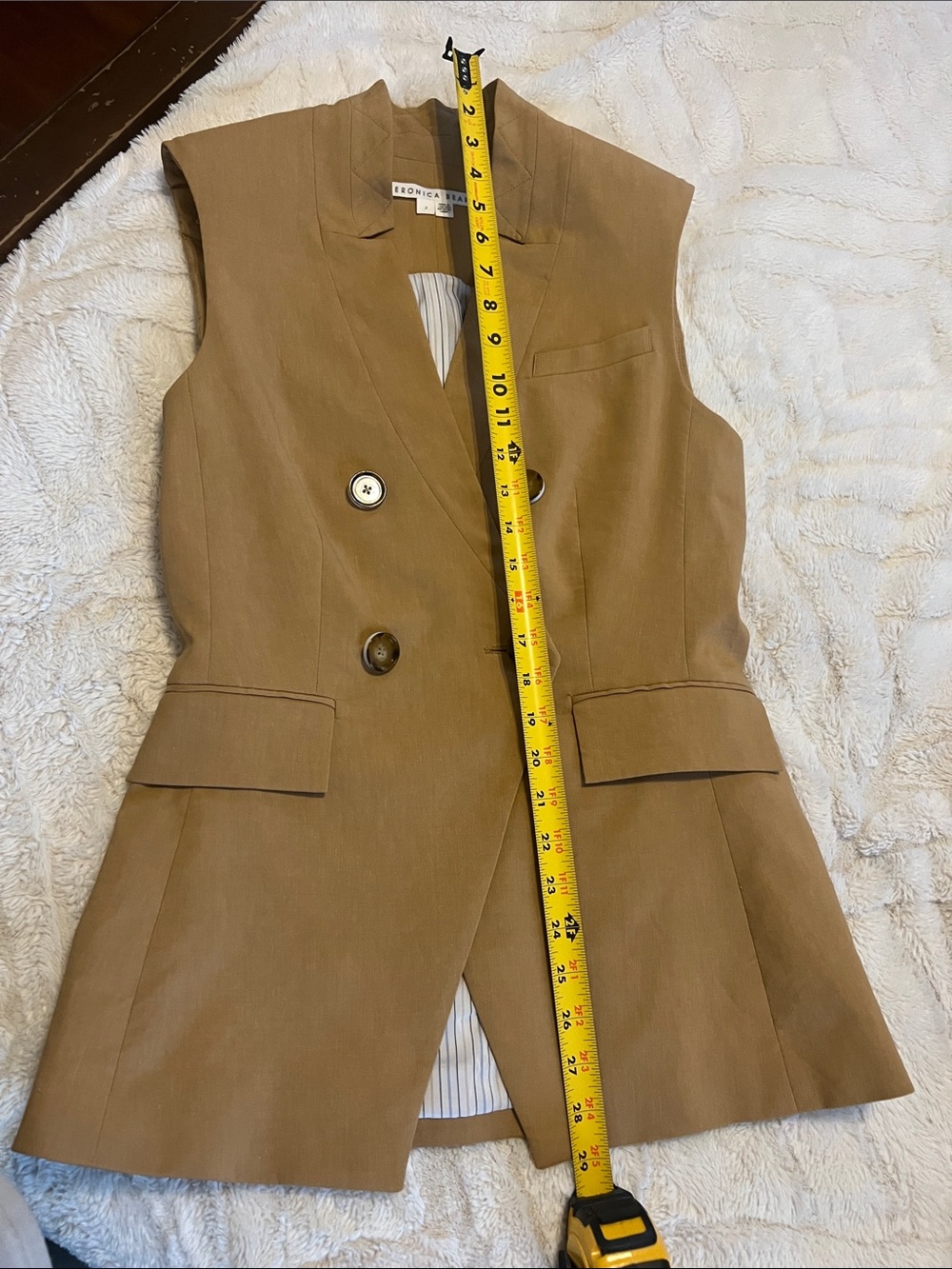 Veronica Beard Camel Double-Breasted Vest and Shorts Set - Picture 12 of 12